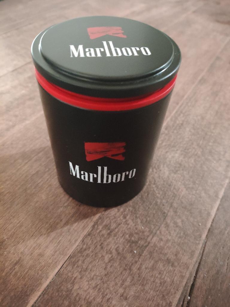 marlboro auto asbak bekerhouder, Verzamelen, Ophalen of Verzenden, Nieuw
