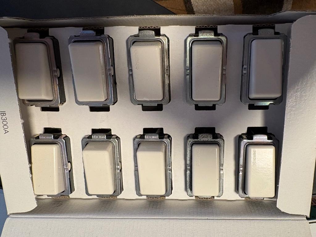 Bticino - SCHAKELAAR MAGIC ENKELVOUDIG - 16A - 250V, Ophalen of Verzenden, Nieuw, Schakelaar