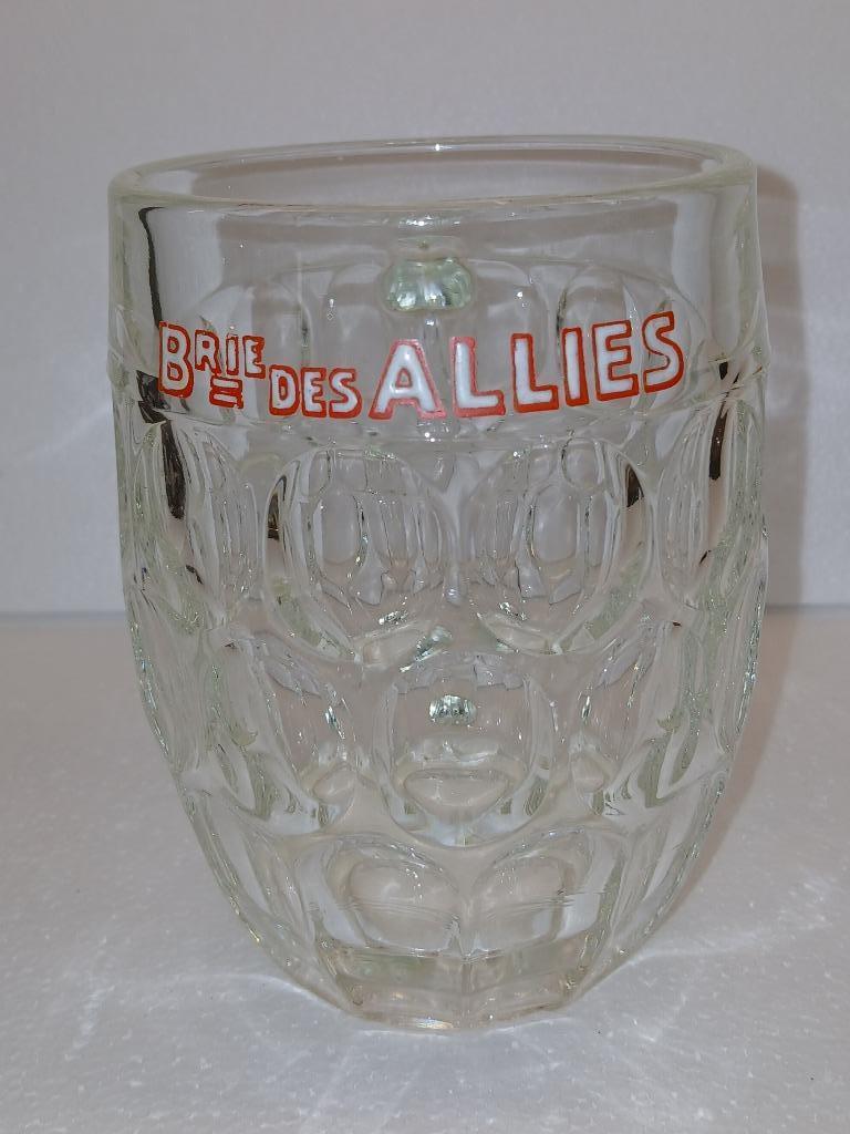 Ancienne chope en verre émaillée BRIE DES ALLIES de Marchien, Collections, Marques de bière, Enlèvement ou Envoi, Comme neuf, Verre ou Verres