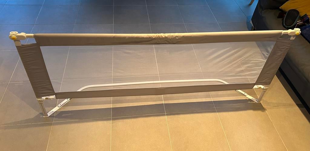 Verstelbaar bedhekje, Ophalen, Zo goed als nieuw, Overige typen