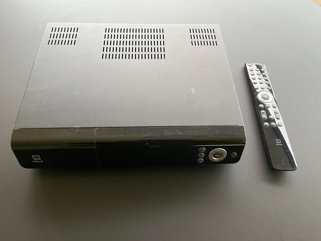 Telenet Digicorden (gekocht) met afstandsbediening, Ophalen, Zo goed als nieuw