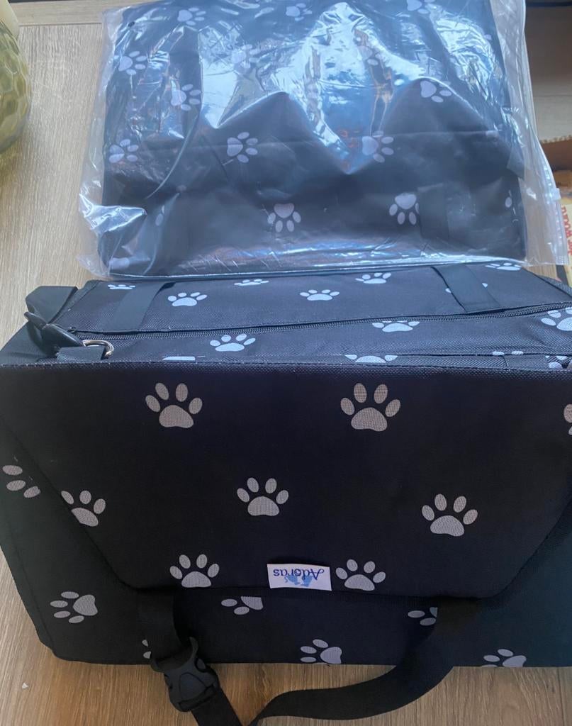 Caisse de voyage pour petit chien - neuve - 2 pièces, Animaux & Accessoires, Accessoires pour chiens, Enlèvement ou Envoi, Neuf