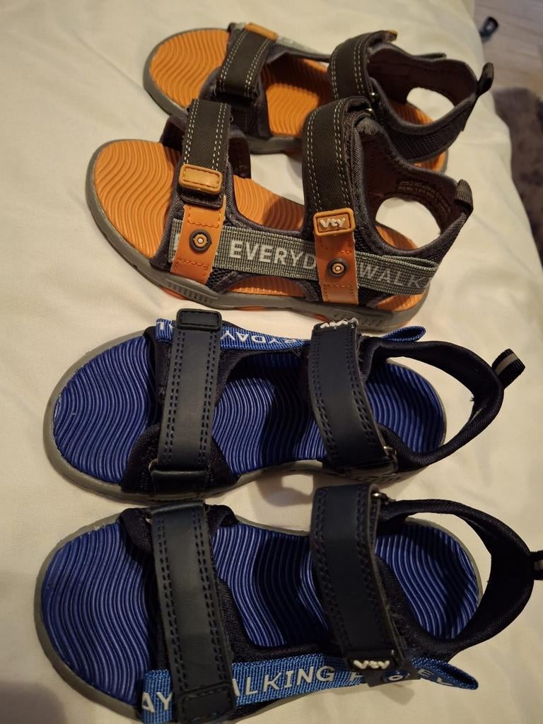 Jongens sandalen maat 30, Ophalen