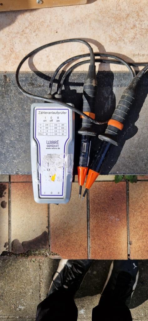 Testeur de compteur électrique WIBRE (Zähleranlaufprüfer), Enlèvement