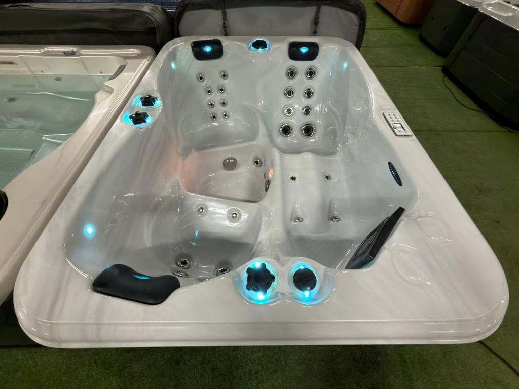 3 pers balboa spotgoedkoop‼️  NIEUWSTE MODEL ‼️, Jardin & Terrasse, Bains à remous et Spas, Enlèvement ou Envoi