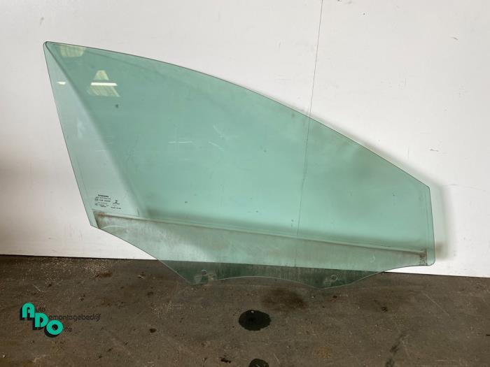 Portierruit 4Deurs rechts-voor van een Volvo V40 (V40 12-), Gebruikt, -, -, Ophalen of Verzenden