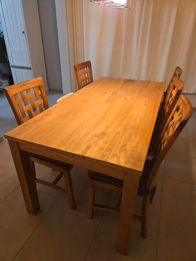 Ensemble table + 6 chaises teck massif, Enlèvement