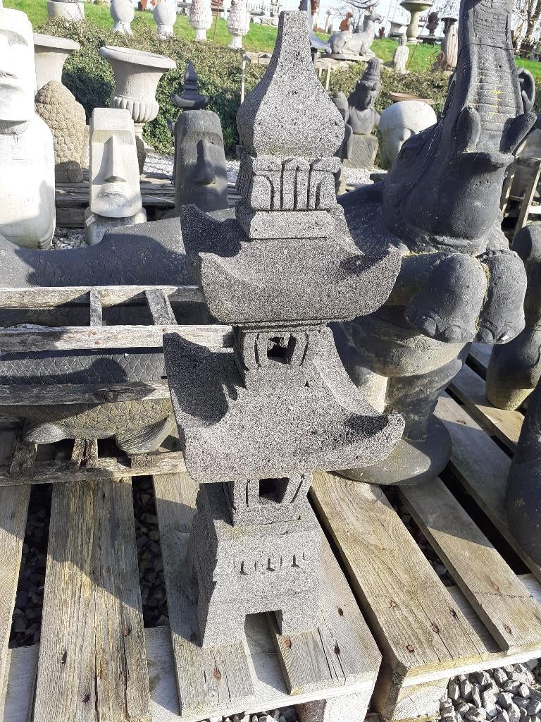 SUPERBE PAGODE ,LANTERNE JAPONAISE EN PIERRE DE LAVE, Enlèvement, Comme neuf, Autres types