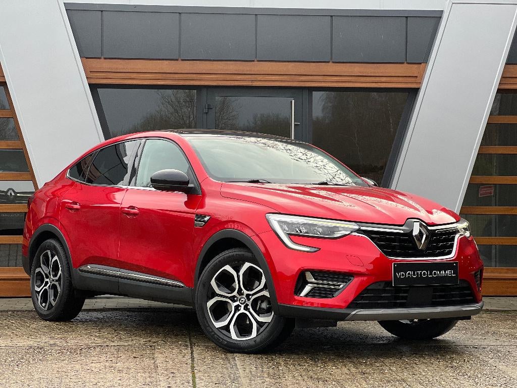 Ranault Arkana E-tech - PANO/ LED/ LEDER/CAMERA/38000KM, 4 cilinders, Leder en Stof, Bedrijf, 5 zetels