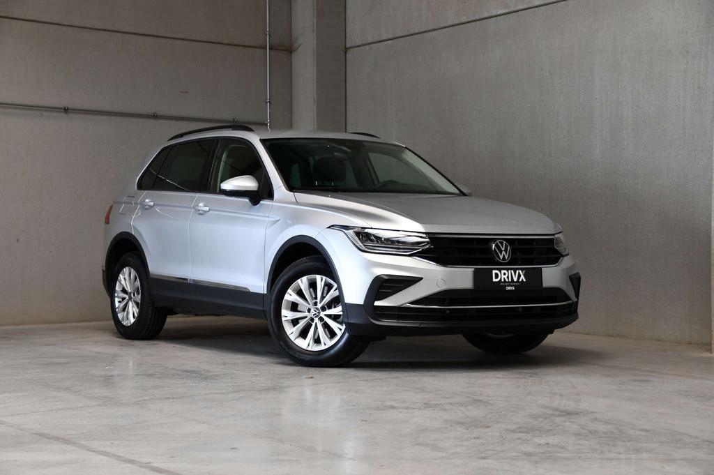 Volkswagen Tiguan Plug in - Carplay - ACC - DAB - Camera, Auto's, Volkswagen, Stof, 4 cilinders, https://public.car-pass.be/vhr/9b500109-242c-4292-b5ab-9239d53722fa