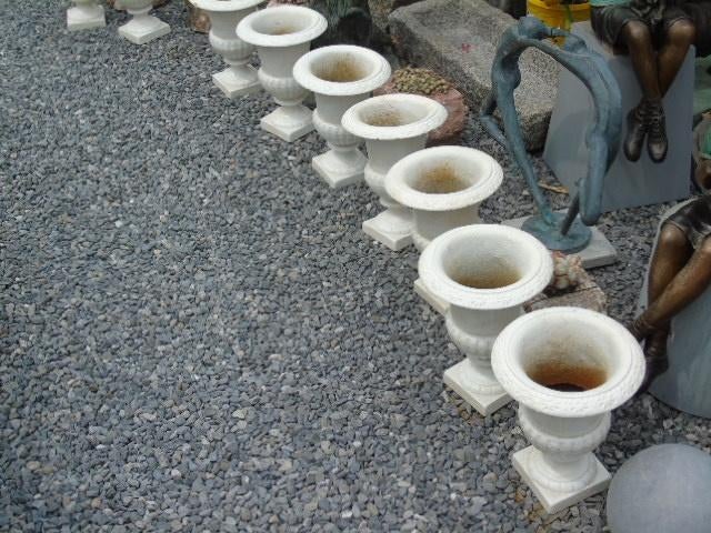 jardinière , pot de fleurs en fonte patinée blanc rouillé ., Neuf, Moins de 25 cm, Rond, Enlèvement