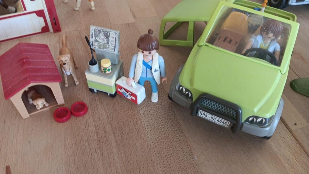 Dierenarts en jumping Playmobil, Kinderen en Baby's, Ophalen