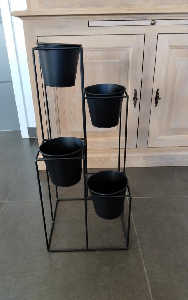 Plantenstandaard, Ophalen, Zwart