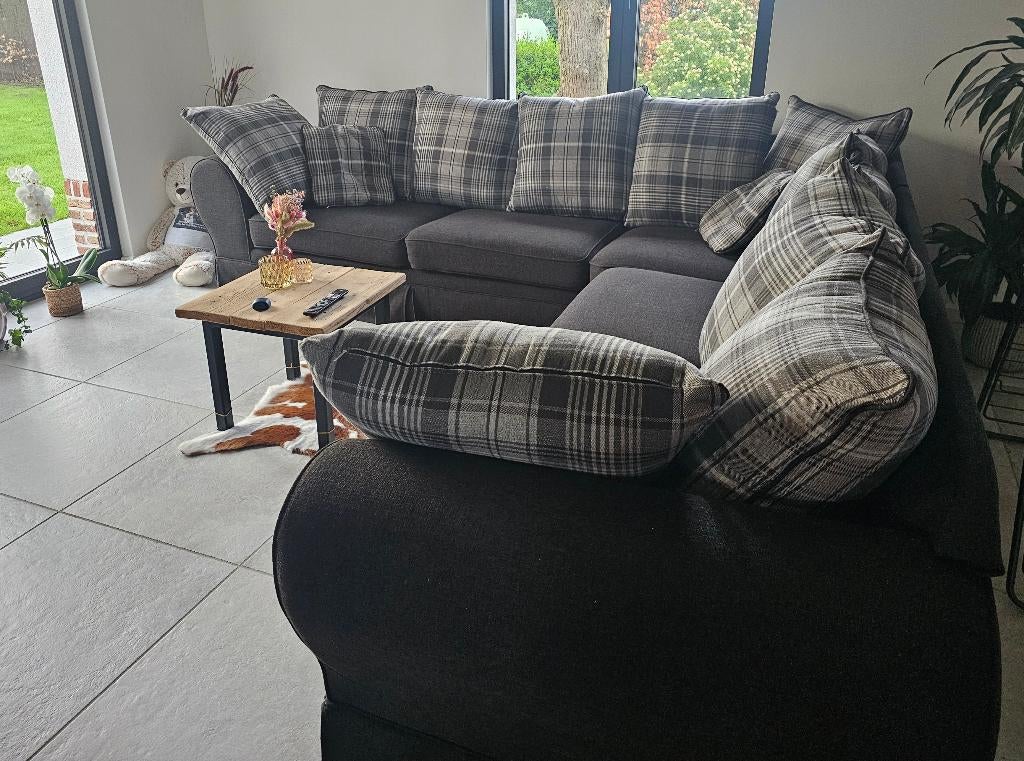 Zetel inclusief kussens, Huis en Inrichting, Zetels | Zetels, Ophalen, 250 tot 300 cm, Hoekbank, Zo goed als nieuw