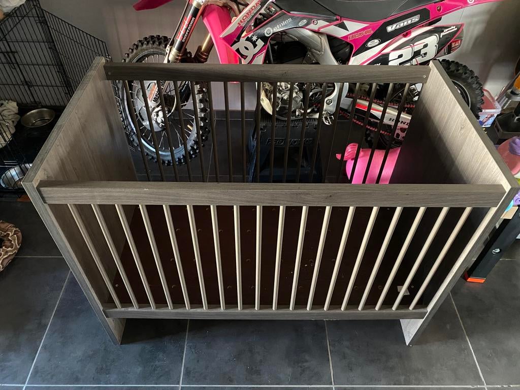 Baby bed, Kinderen en Baby's, Ophalen, Zo goed als nieuw