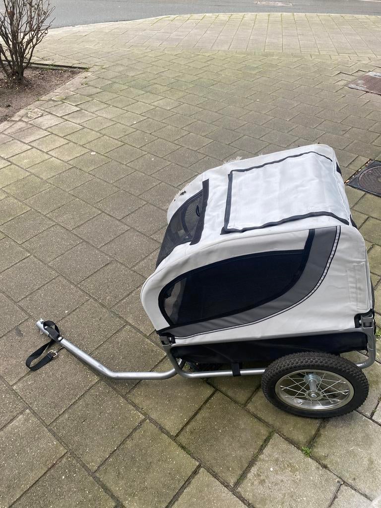 Hondenkar, Enlèvement, Utilisé