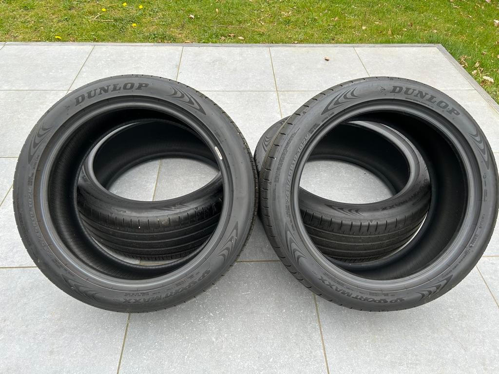 Dunlop Sportmaxx 245 45 R19, Autos : Pièces & Accessoires, Pneus & Jantes, 245 mm, Véhicule de tourisme, Pneus été, Pneu(s)