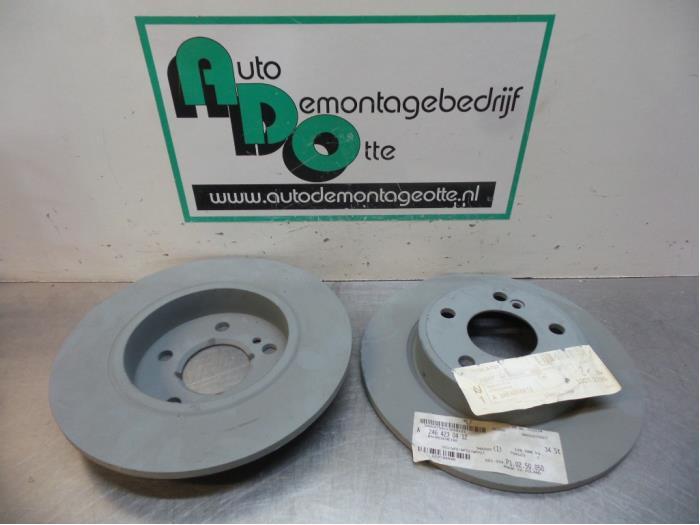 Disque de frein arrière d'un Mercedes A-Klasse (A-Klasse 12, Autos : Pièces & Accessoires, Freins & Transmission, Neuf, -, -, -