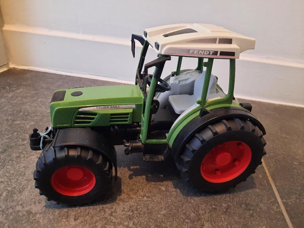 Bruder Fendt tractor, Ophalen, Zo goed als nieuw