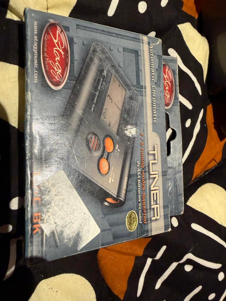 Gitaar tuner Stagg, Muziek en Instrumenten, Versterkers | Bas en Gitaar, Ophalen, Zo goed als nieuw, Gitaar