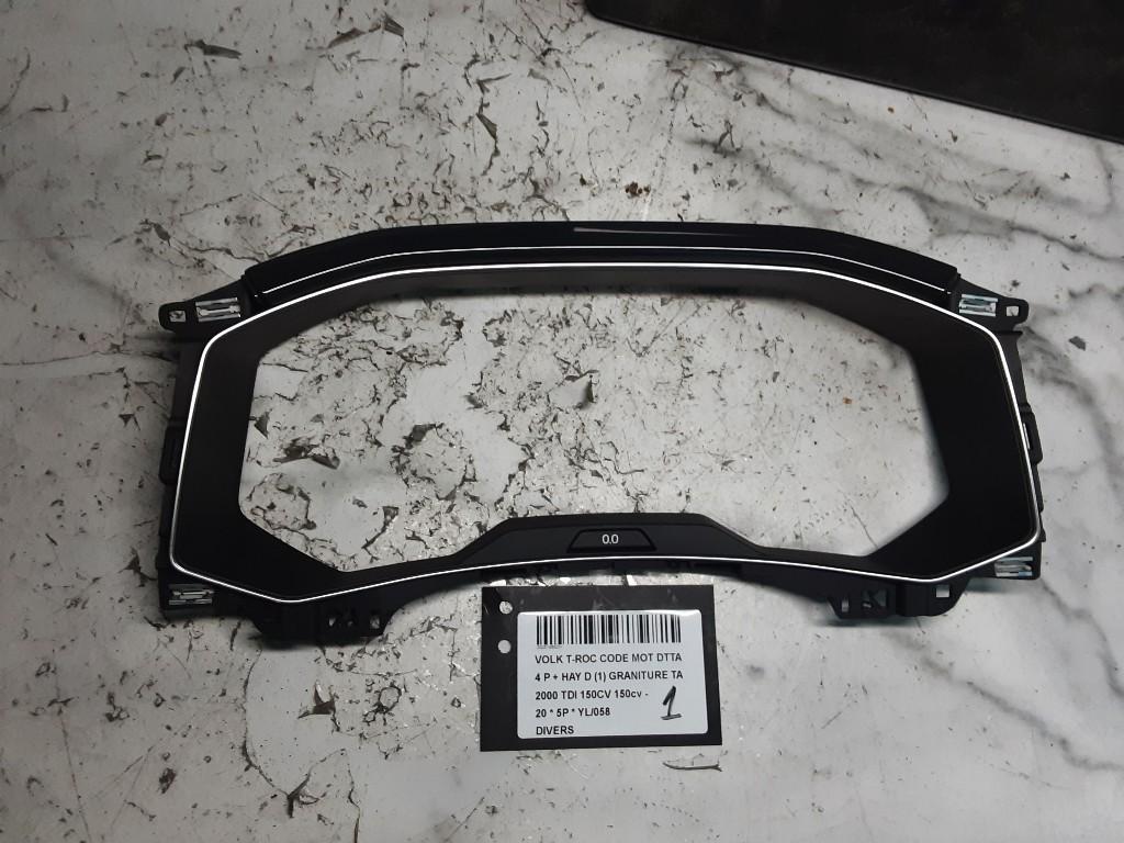 DIVERS DIVERS Volkswagen T-Roc I (2GA857054), Autos : Pièces & Accessoires, Volkswagen, Mevr. I. Hauben, Utilisé, Rue de l'Espoir 34 34
4030  GRIVEGNÉE, BE