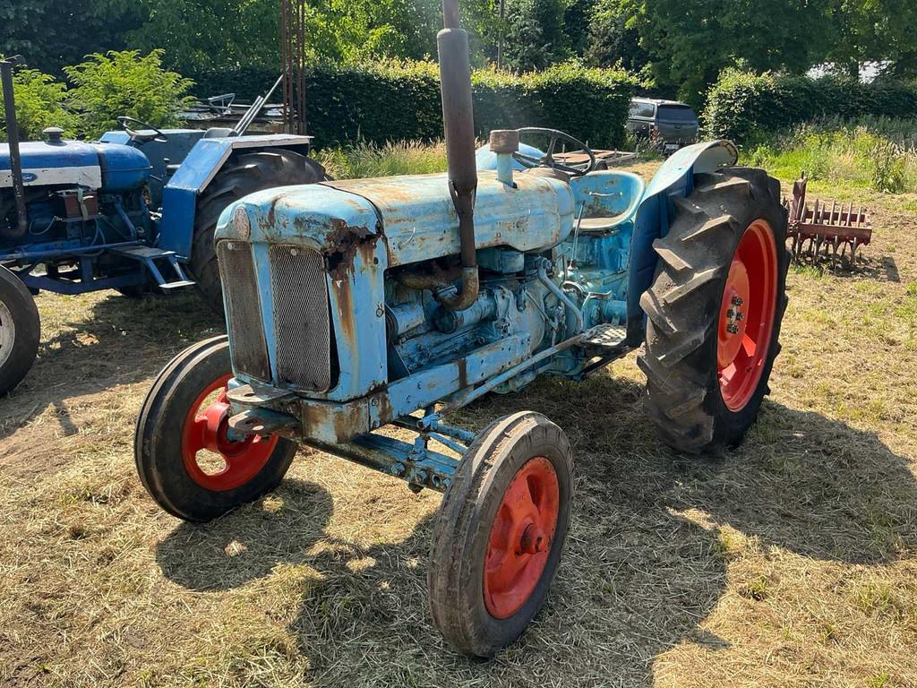 Tracteur agricole Fordson Powermajor à deux roues motrices, Utilisé, Autres marques