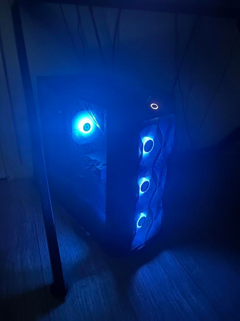 PC Gamer puissant – prêt pour 1080p / 1440p / 2K !, Enlèvement, Comme neuf