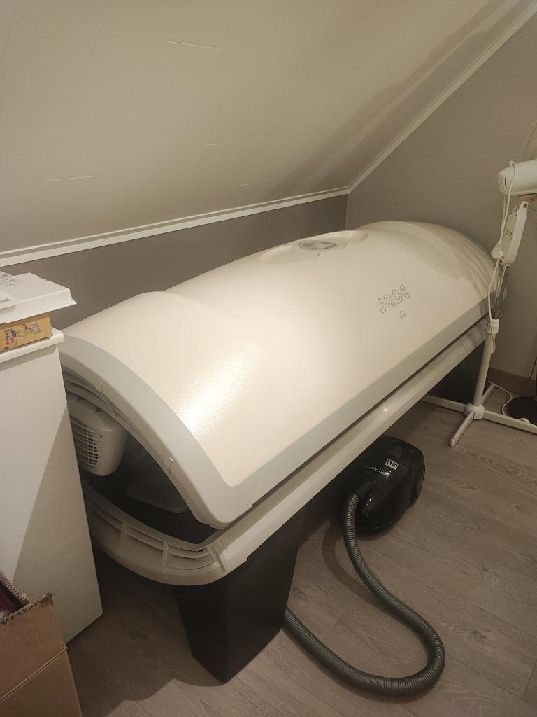 Zonnebank Hapro Jade, Elektronische apparatuur, Zonnebanken en Gezichtsbruiners, Ophalen, Gebruikt, Zonnebank dubbelzijdig, 15 lampen of meer