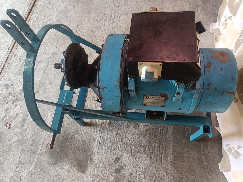 Stroomgroep/aggregaat/groep/, Doe-het-zelf en Bouw, Aggregaten, Ophalen of Verzenden