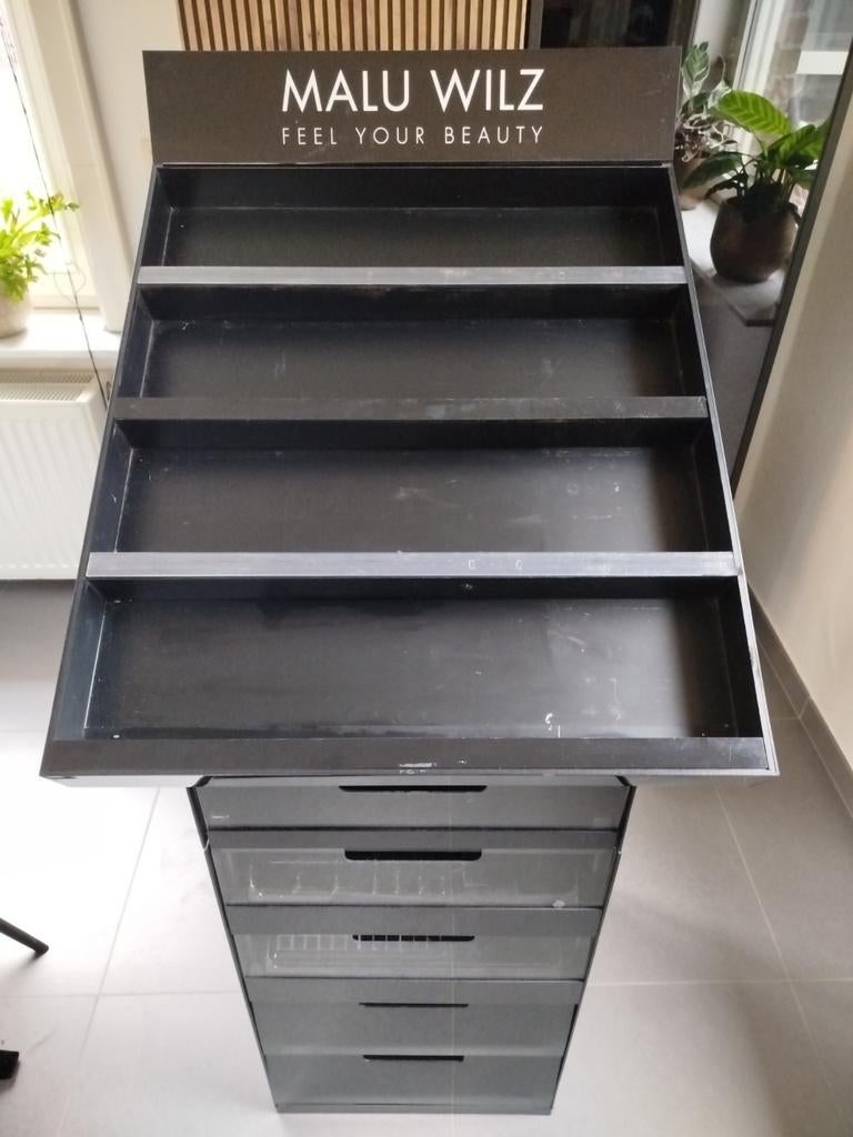 Make Up display, Ophalen