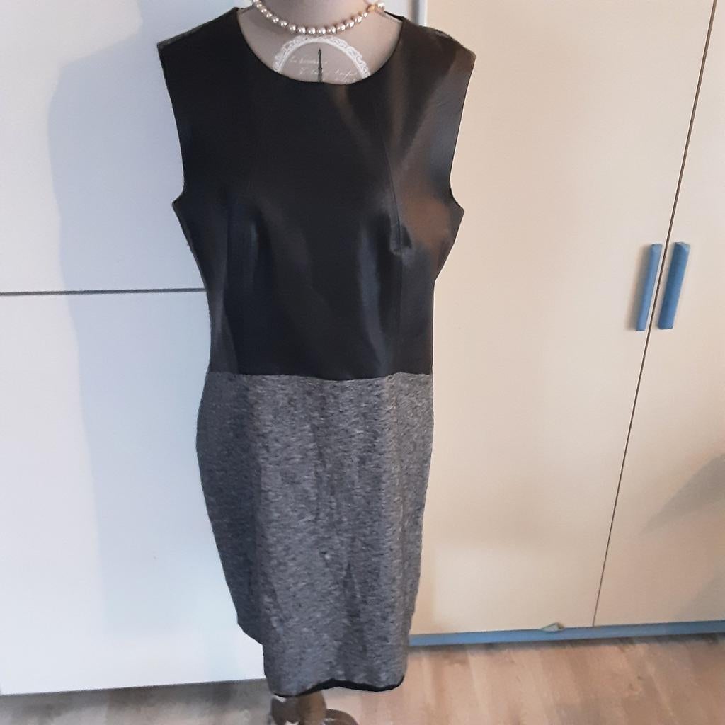 OUI  feestelijk zwart grijs kleedje mt 42 44 zie afmetingen, Ophalen of Verzenden, Zwart