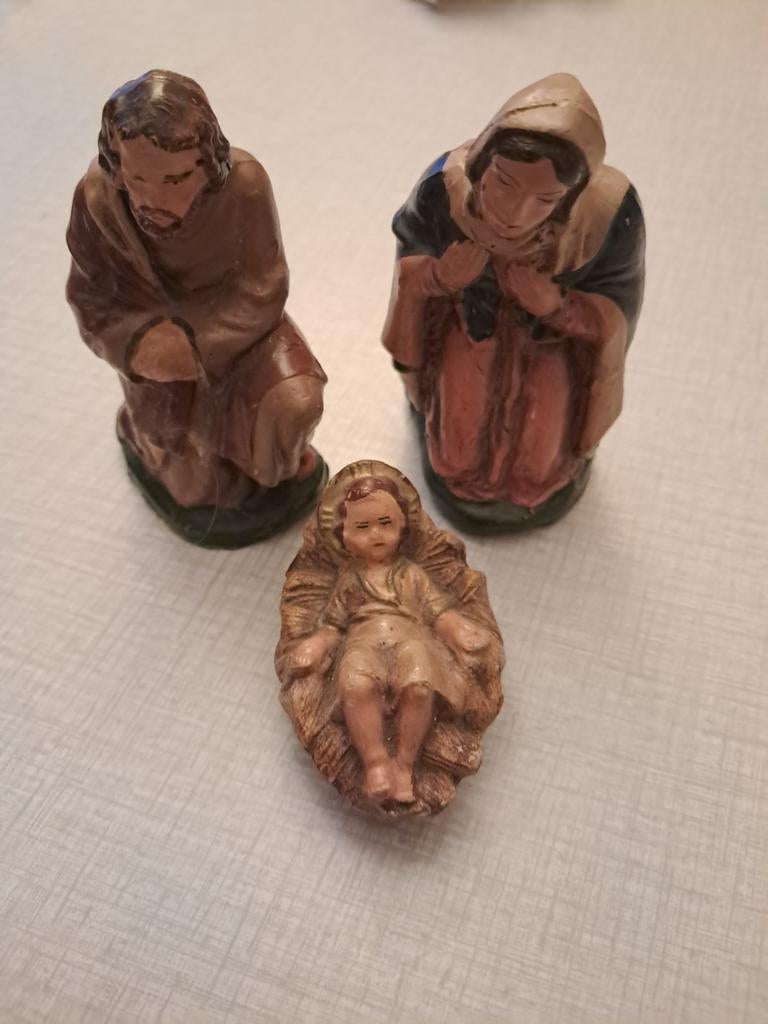 3 oude kerststalbeeldjes papier maché., Ophalen of Verzenden, Zo goed als nieuw