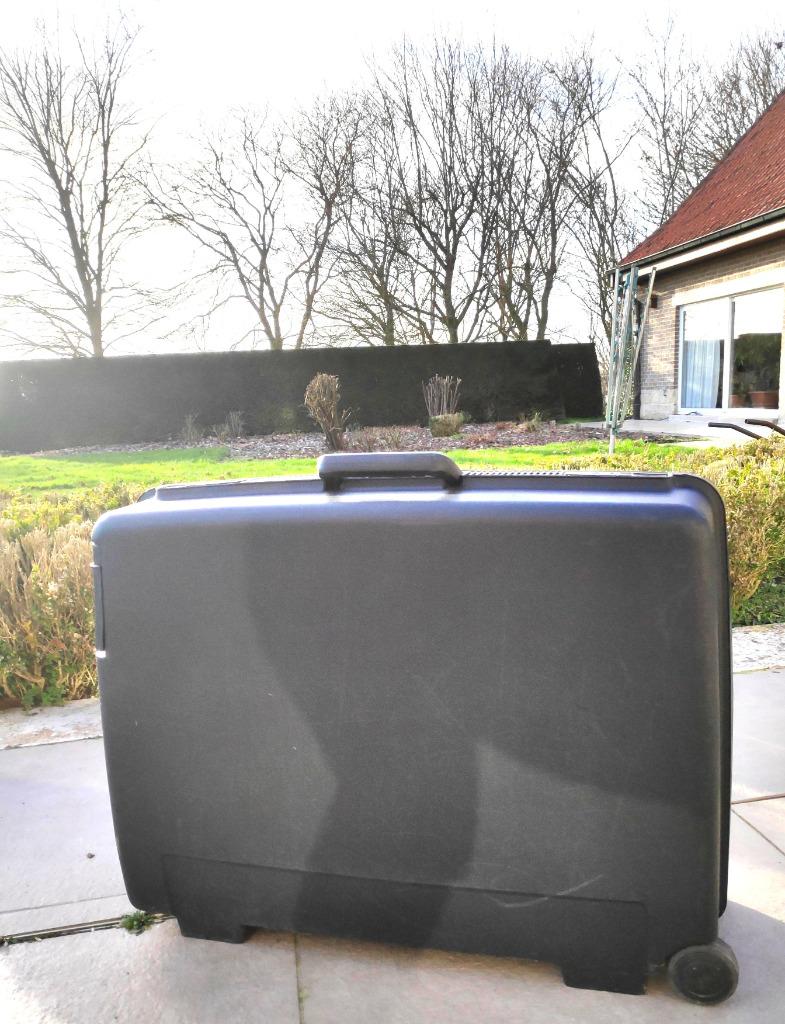 VALISES DE VOYAGE DELSEY, Enlèvement, Clé