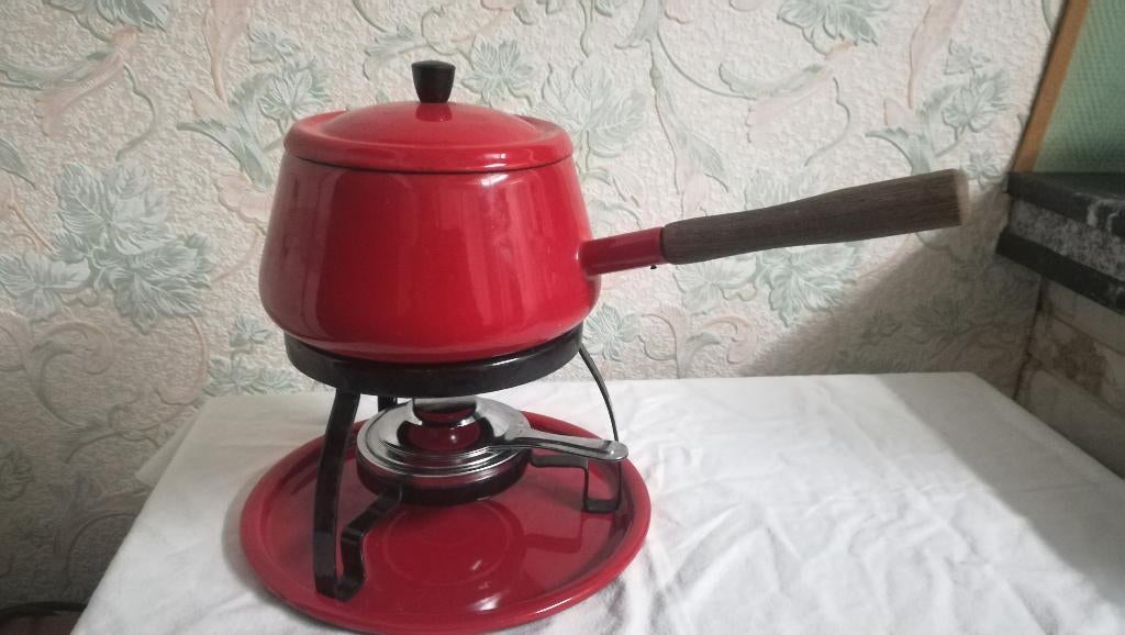 Caquelon à fondue et ses assiettes, Maison & Meubles, Enlèvement, Utilisé, Autres matériaux, Autres types