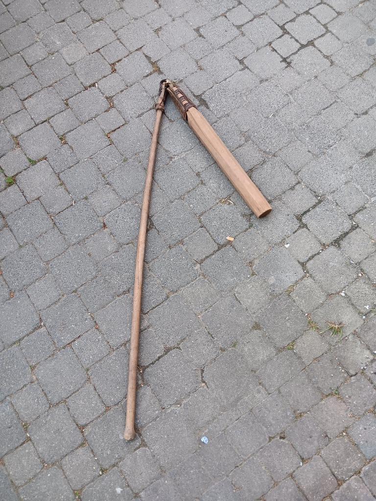 Fléau ancien, Antiquités & Art, Enlèvement