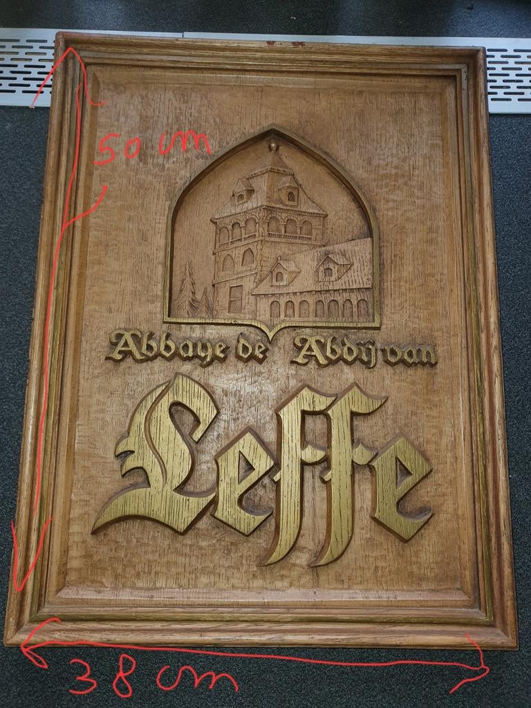 Cadre leffe, Collections, Enlèvement