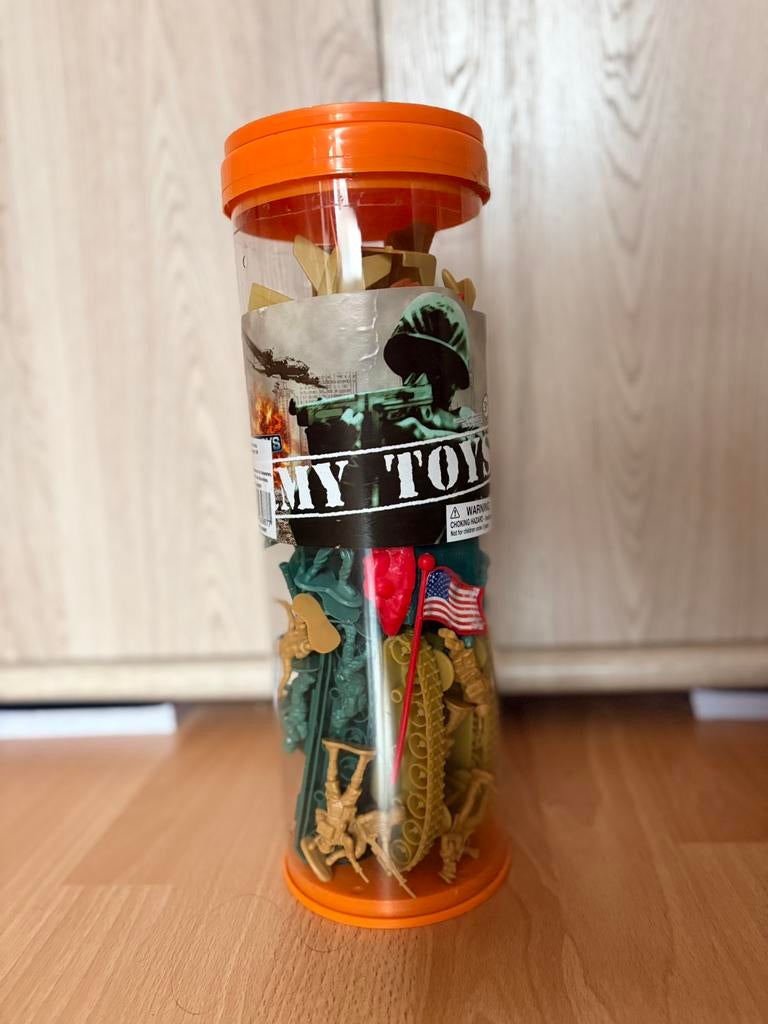 Figurines de l'armée, tube plein, Enlèvement ou Envoi, Comme neuf