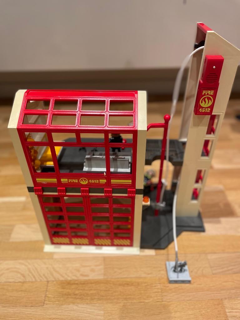 Playmobil Caserne de pompiers, Enfants & Bébés, Enlèvement, Comme neuf, Ensemble complet
