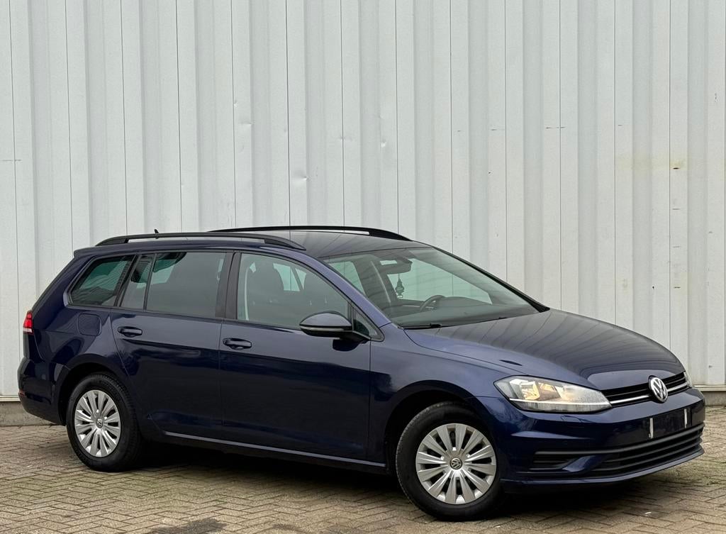 - Volkswagen Golf VII - 1.6TDI Diesel - 2017 - Automatique -, Achat, Euro 6, Entreprise, Noir
