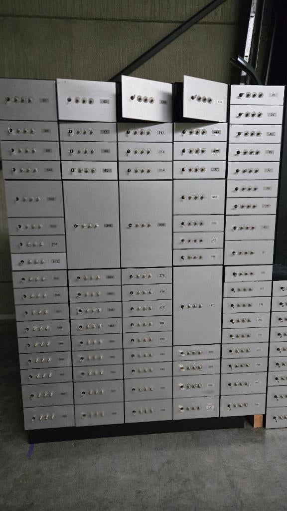 Bank kluis brandkast, Huis en Inrichting, Ophalen, Gebruikt, Brandkast