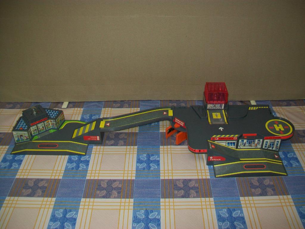 Matchbox Intercom City Motorcity - MC 563 562 561, Kinderen en Baby's, Speelgoed |Speelgoedvoertuigen, Gebruikt, Ophalen of Verzenden