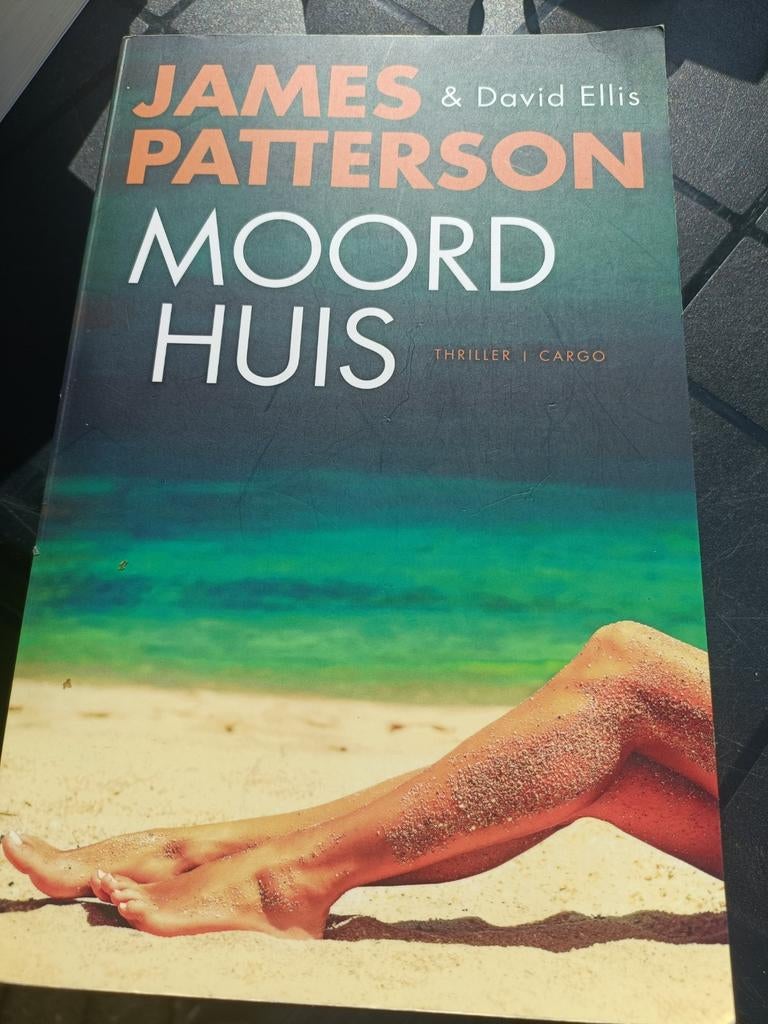 James Patterson - Moordhuis, Ophalen of Verzenden, Zo goed als nieuw, James Patterson