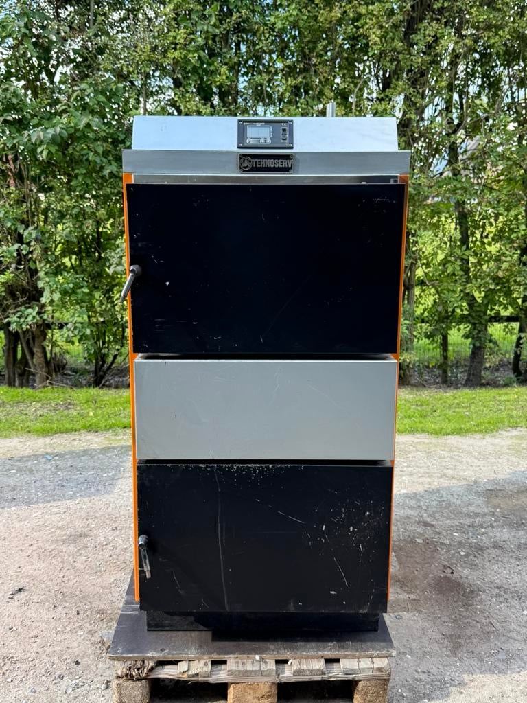 Cv Houtvergasser Tehnoserv 50kw, Gebruikt, Ophalen of Verzenden, Vrijstaand, Hout