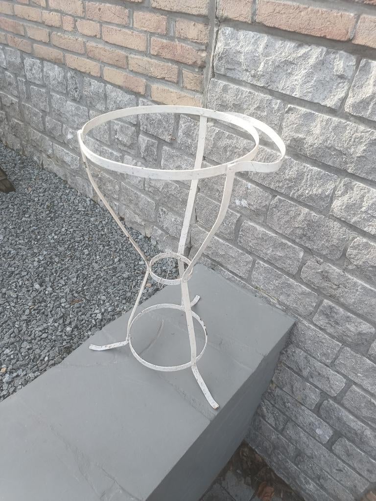 Ancien support de lavabo d'hôpital en fer, Enlèvement