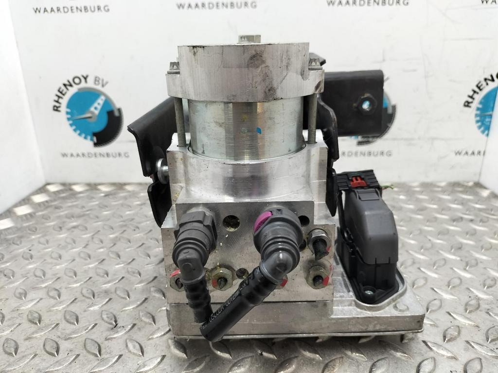 Fisker Karma ABS pomp 22790333, Gebruikt, -, Overige automerken, -