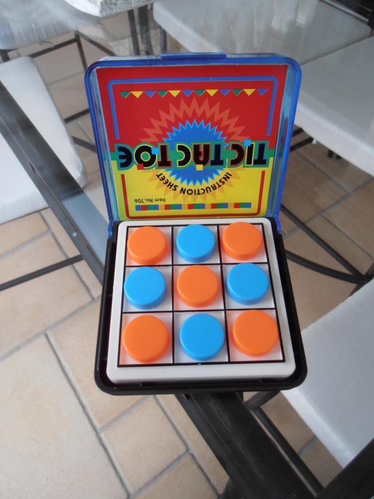 Jeu de voyages "Tic Tac Toe" WT – 2 joueurs (vintage), 1 ou 2 joueurs, Enlèvement ou Envoi, Utilisé