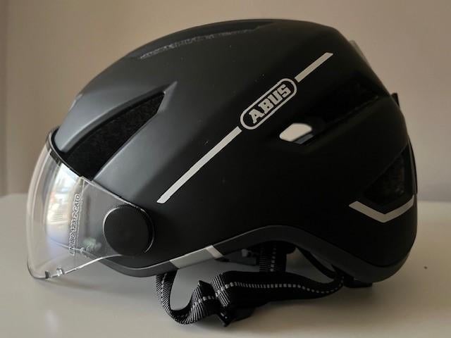 ABUS PEDELEC 2.0 ACE FIETSHELM - Zwart - 52-57cm, Fietsen en Brommers, Fietsaccessoires | Fietshelmen, Ophalen, M, Zo goed als nieuw