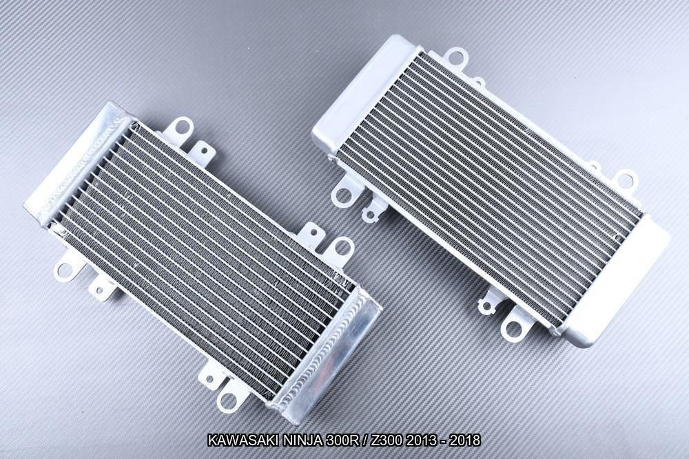 Radiateur Koeler AVDB KAWASAKI NINJA 300R / Z300 2013 - 2018, Motoren, Accessoires | Overige, Nieuw, Ophalen of Verzenden