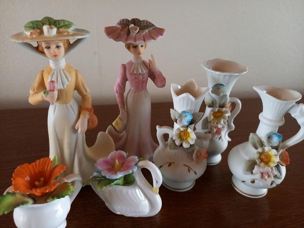 Klassieke decoratieve porseleinen figuurtjes, Ophalen