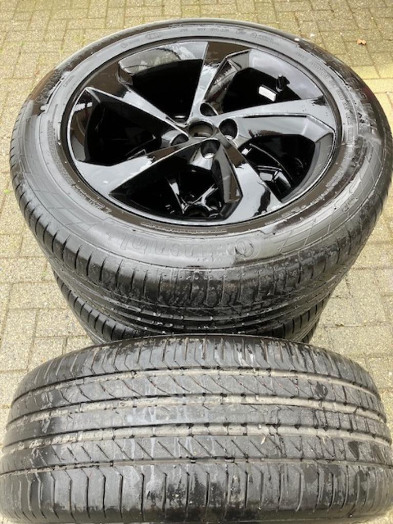 Alu-velgen 19" met banden vr Jaguar F-page., Auto-onderdelen, Banden en Velgen, Gebruikt, 255 mm, Banden en Velgen, Terreinwagen